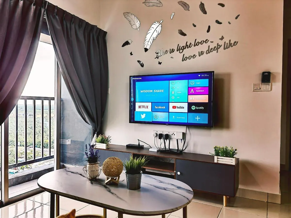 Alanis Residence Sepang Klia Kota Warisan Malaysia